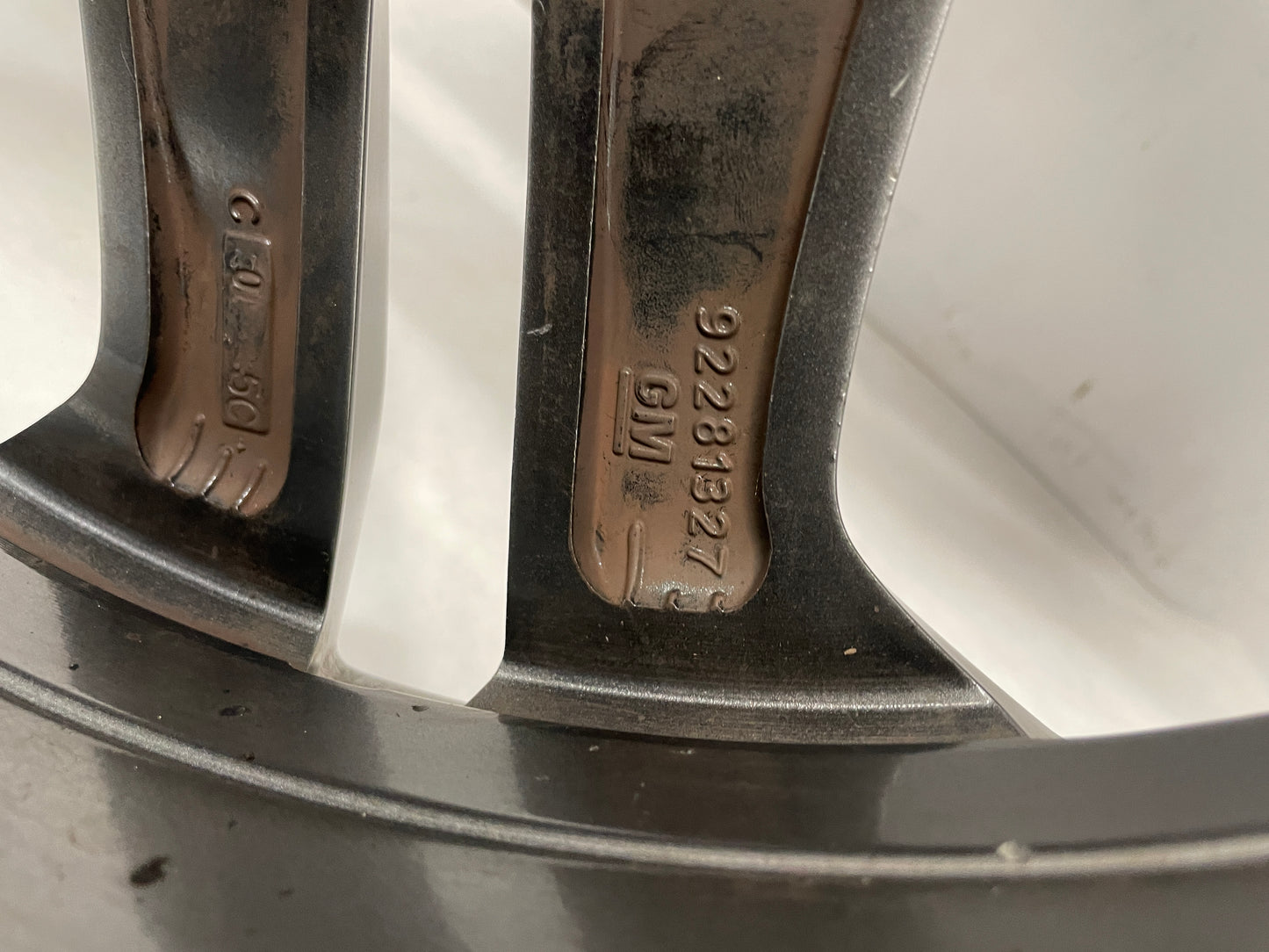 2017 Chevy SS Sedan Factory OEM Front Wheel 19x8.5 OEM