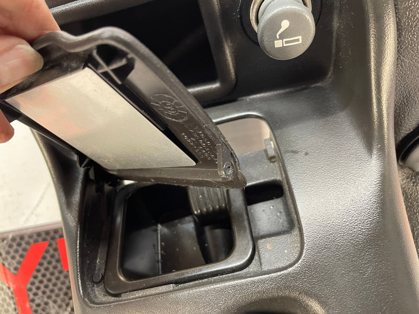 2001 Pontiac Firebird Trans AM WS6 Center Console Armrest w/ Shifter OEM Ebony Black - Day's Parts Yard