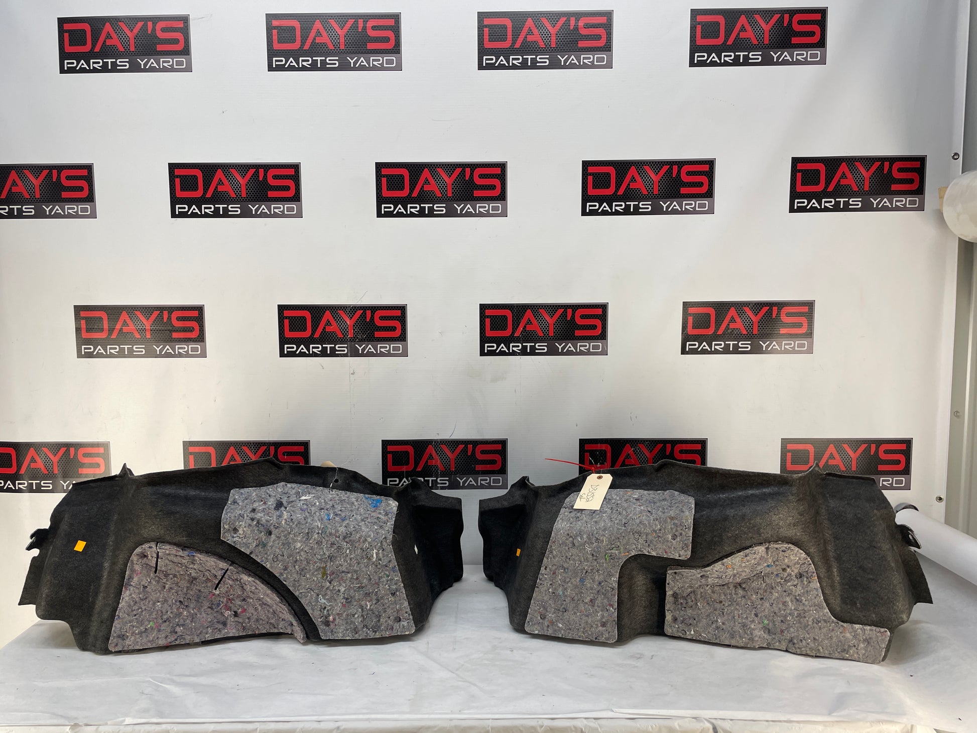 2013 Chevy Camaro ZL1 RH & LH Interior Quarter Panel Trunk Compartment Felt Carpet Liner OEM - Day's Parts Yard