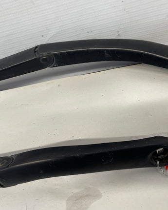 2004 Pontiac GTO RH & LH Windshield Wiper Arms OEM