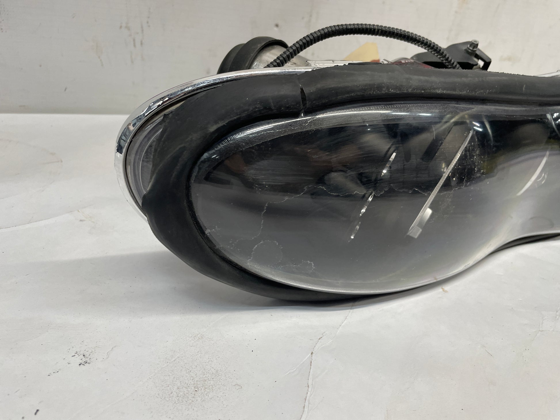 1999 Chevy Camaro Z28 RH & LH Headlights Head Light Lamps Aftermarket Assembly - Day's Parts Yard