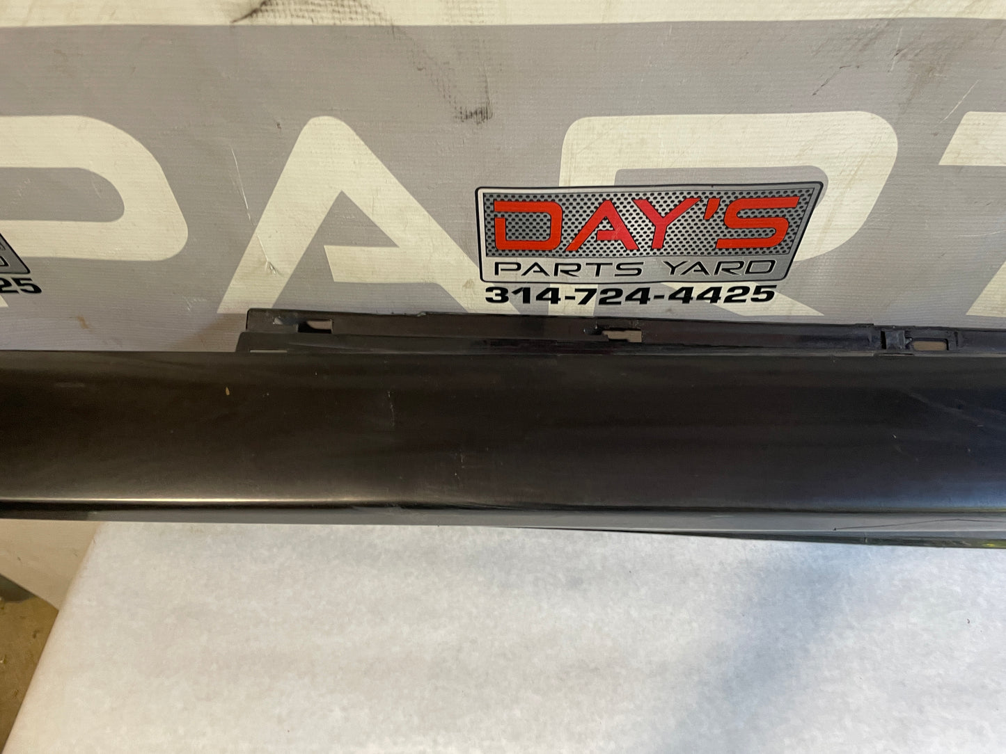 2014 Chevy SS Sedan LH Driver Rocker Molding Panel OEM - Day's Parts Yard