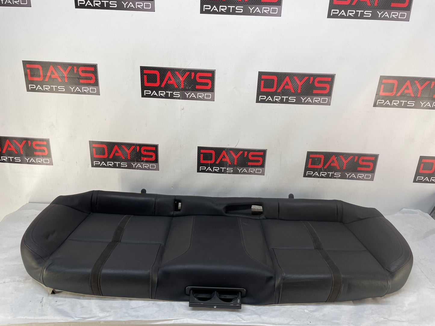 2015 Chevy SS Sedan Seats Fronts and Rears Black Leather Alcantara Suede OEM