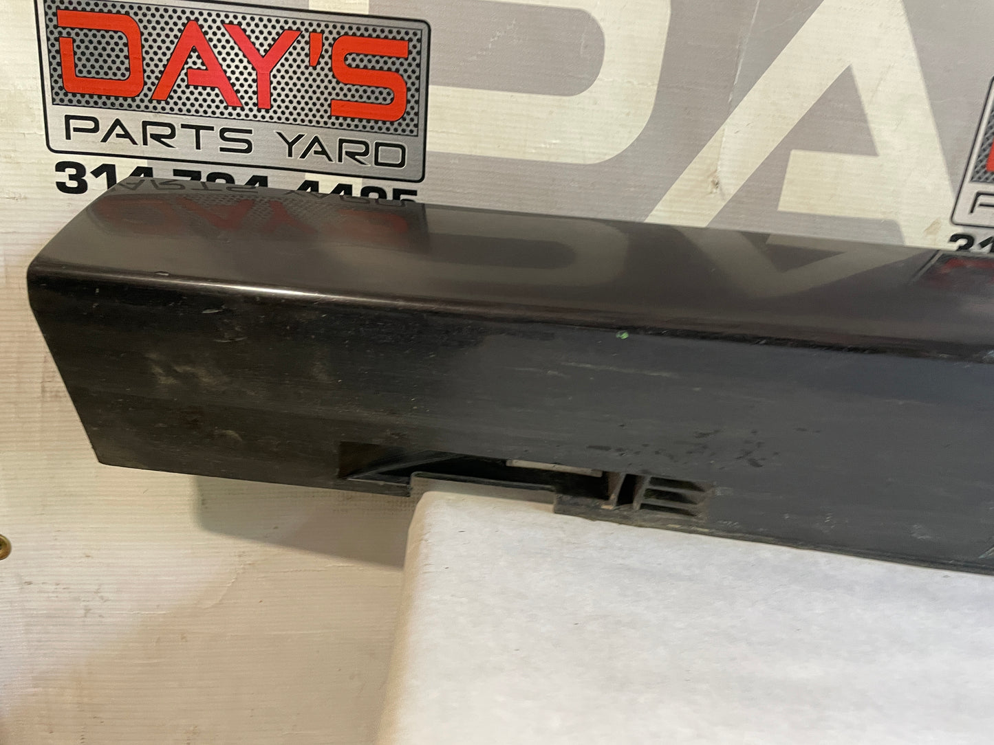 2014 Chevy SS Sedan LH Driver Rocker Molding Panel OEM - Day's Parts Yard
