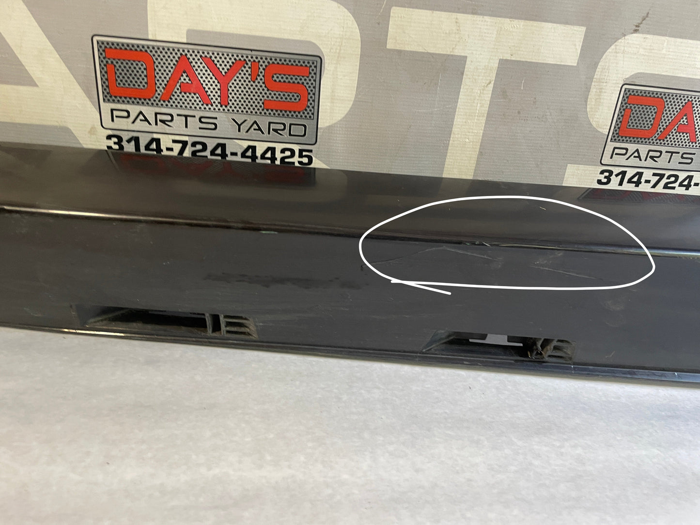 2014 Chevy SS Sedan LH Driver Rocker Molding Panel OEM - Day's Parts Yard