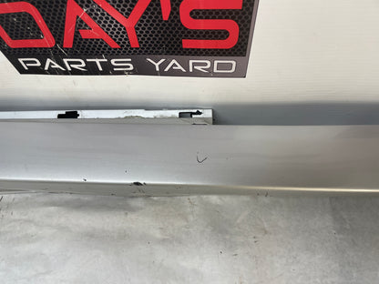 2015 Chevy SS Sedan RH Passenger Rocker Molding Side Skirt Panel Trim Silver OEM