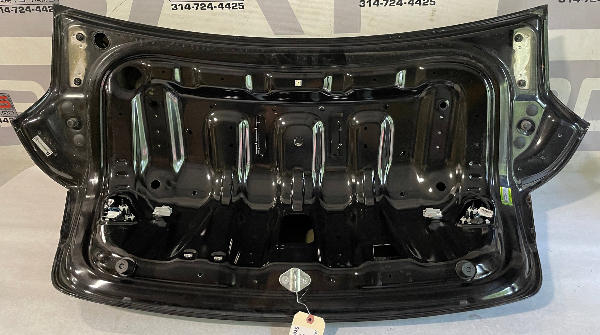 2017 Chevy SS Sedan Trunk Deck Lid OEM - Day's Parts Yard