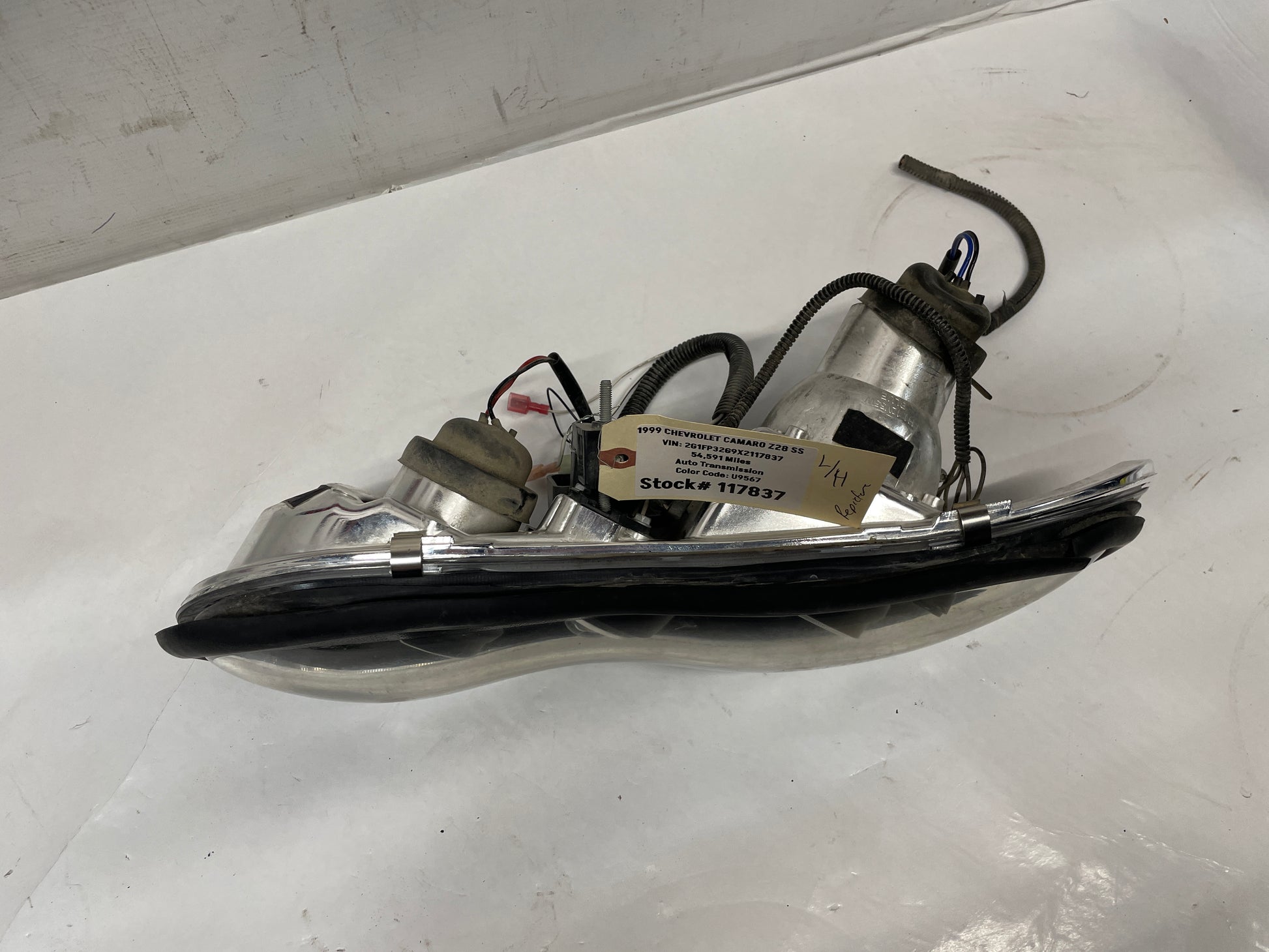 1999 Chevy Camaro Z28 RH & LH Headlights Head Light Lamps Aftermarket Assembly - Day's Parts Yard