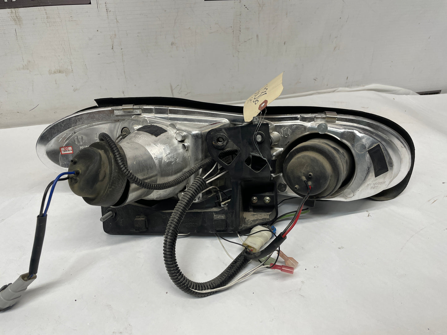 1999 Chevy Camaro Z28 RH & LH Headlights Head Light Lamps Aftermarket Assembly - Day's Parts Yard