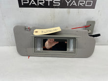 2014 Chevy SS Sedan RH Passenger Sun Visor Sunvisor w/ Clip OEM - Day's Parts Yard