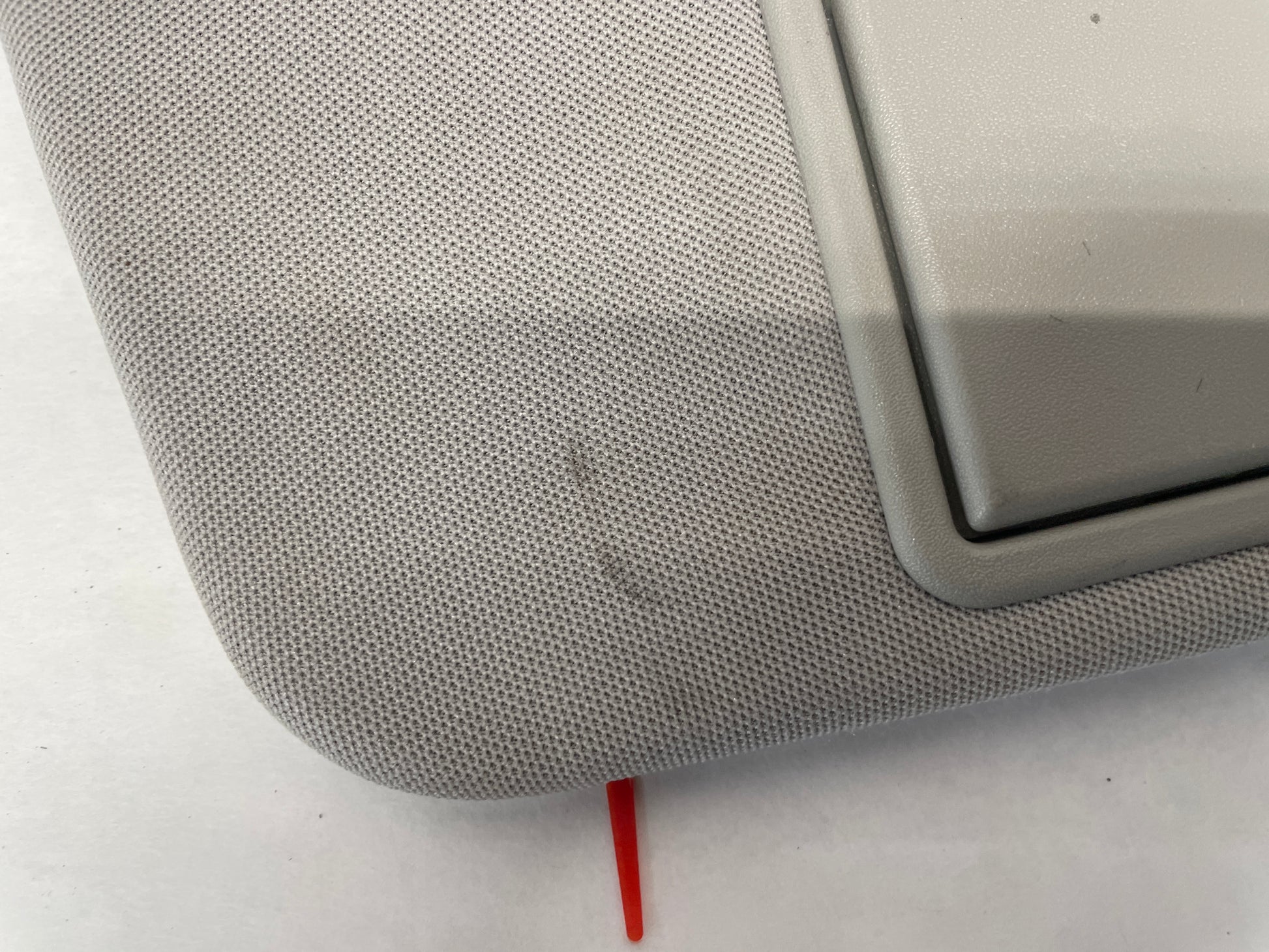 2014 Chevy SS Sedan RH Passenger Sun Visor Sunvisor w/ Clip OEM - Day's Parts Yard