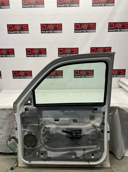 2004 Chevy Silverado 2500HD RH Passenger Front Exterior Door White OEM - Day's Parts Yard