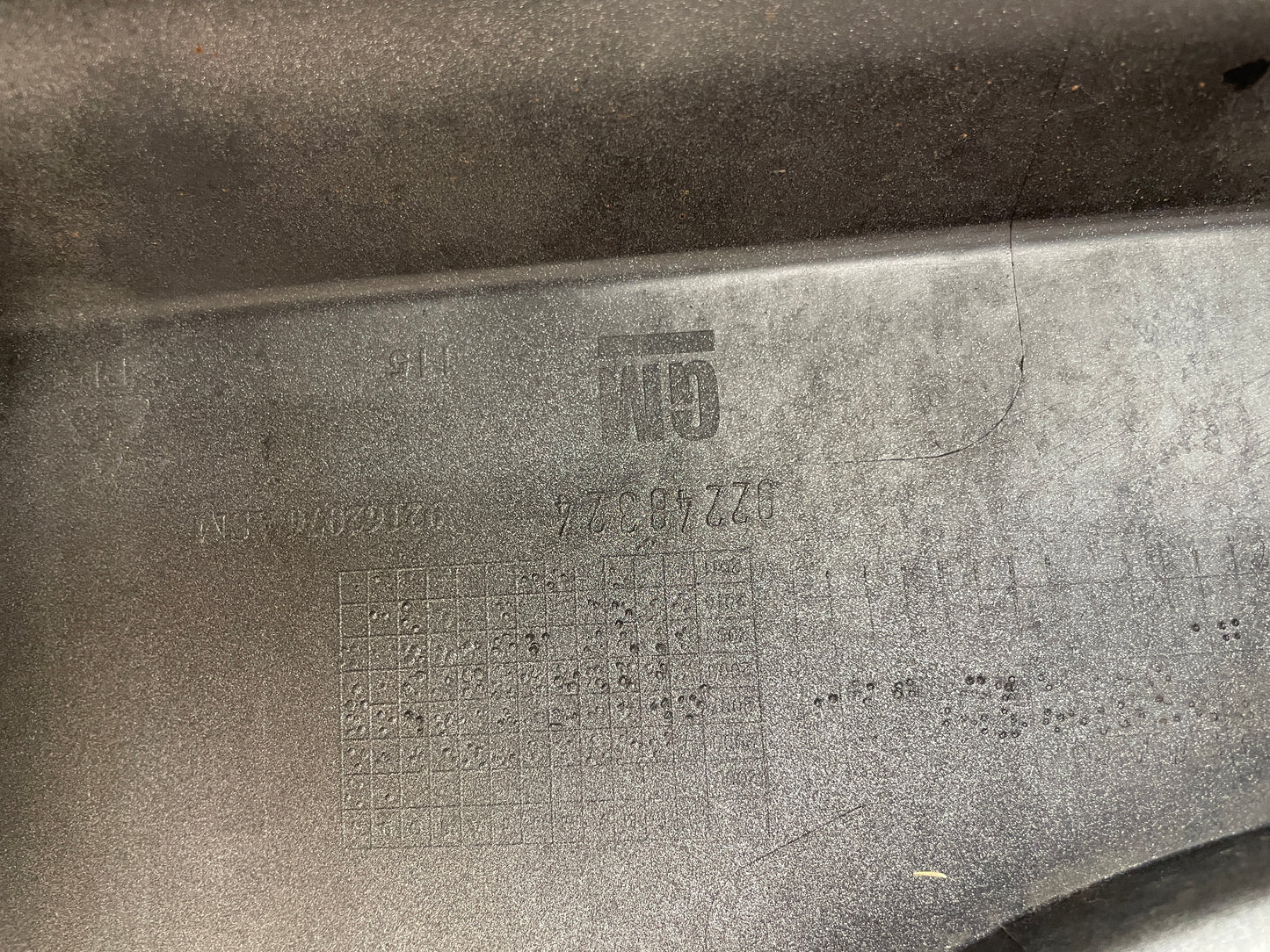 2015 Chevy SS Sedan RH Passenger Rocker Molding Side Skirt Panel Trim Silver OEM