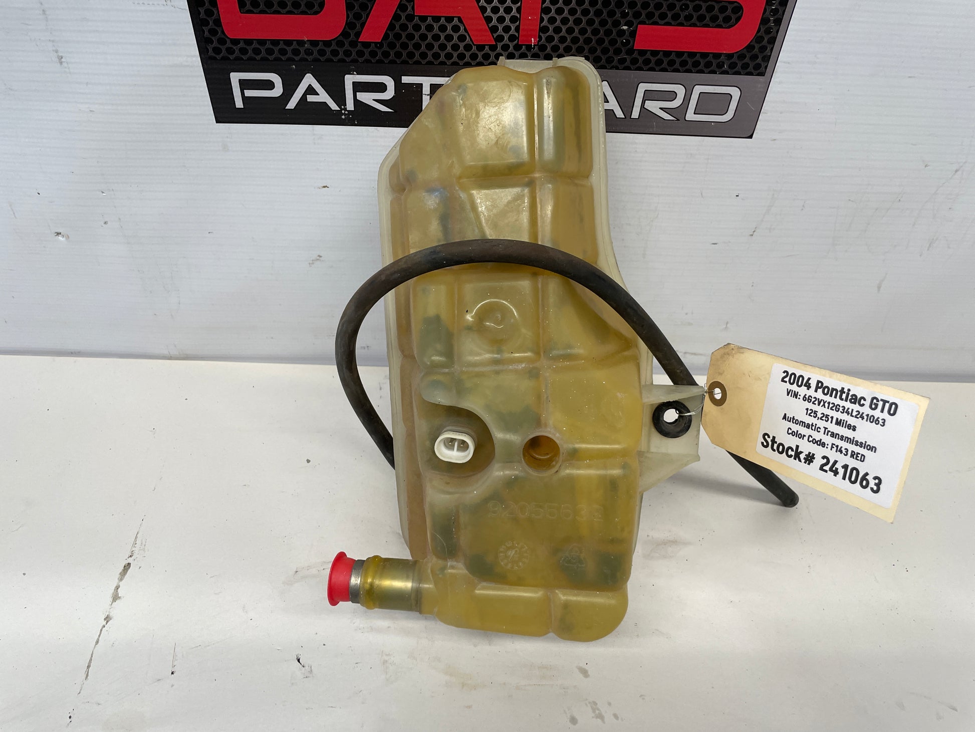 2004 Pontiac GTO Coolant Over Flow Tank Reservoir Bottle w/ Hoses OEM - Day's Parts Yard
