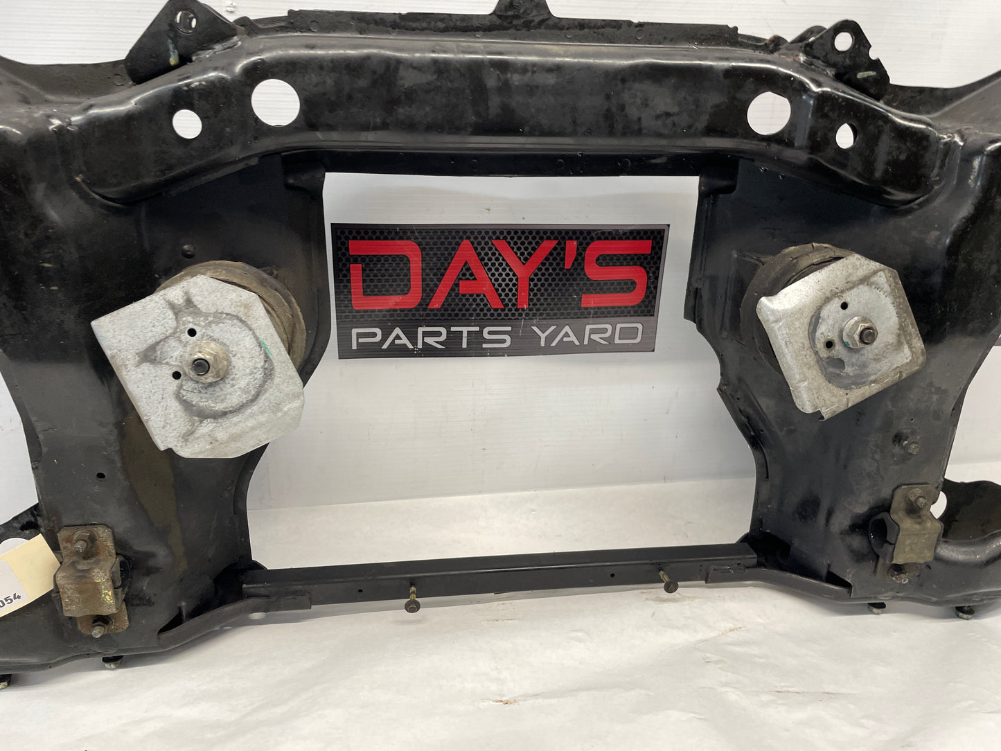2005 Pontiac GTO Front Suspension Engine Cradle K Member Sub Frame OEM