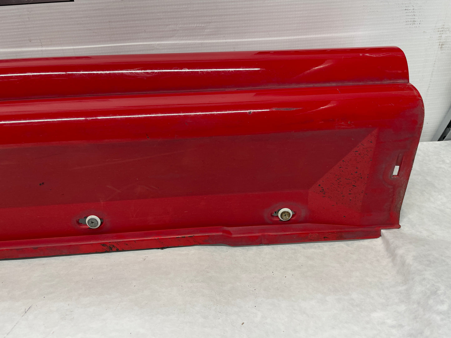 2006 Pontiac GTO LH Driver Rocker Molding Side Skirt Trim Panel Red OEM - Day's Parts Yard