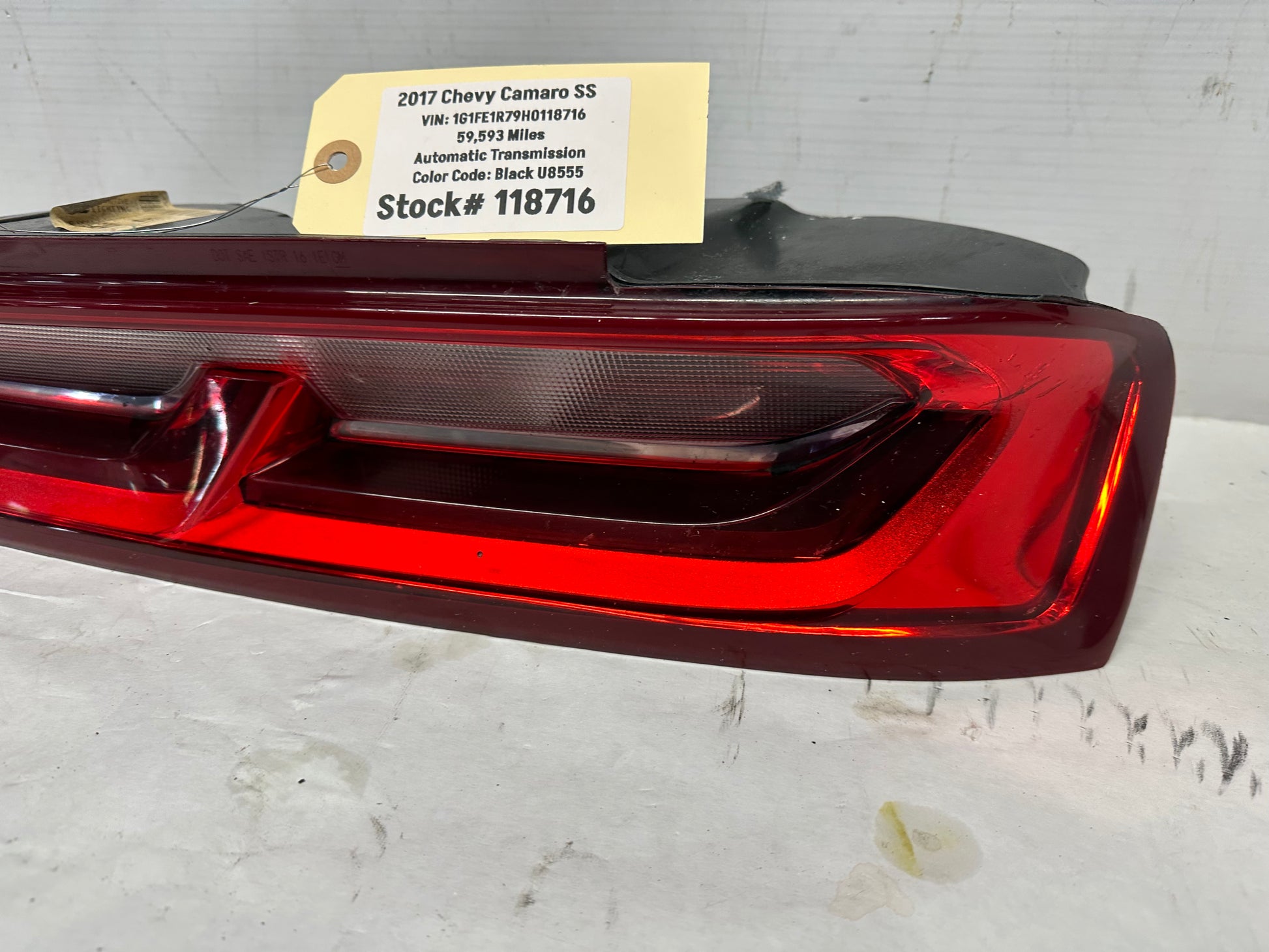 2017 Chevy Camaro SS RH Passenger Tail Light Taillight Lamp OEM - Day's Parts Yard