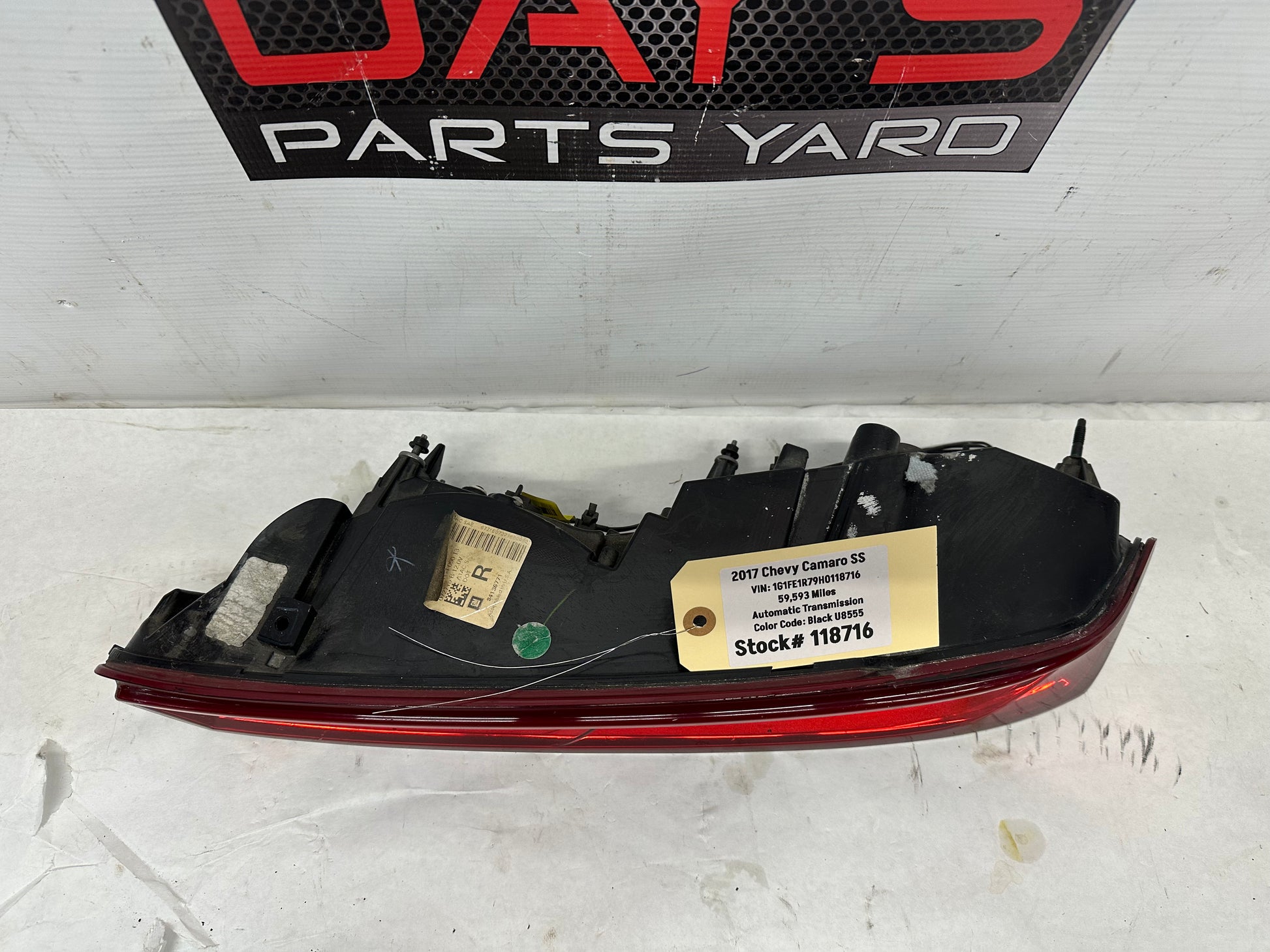 2017 Chevy Camaro SS RH Passenger Tail Light Taillight Lamp OEM - Day's Parts Yard