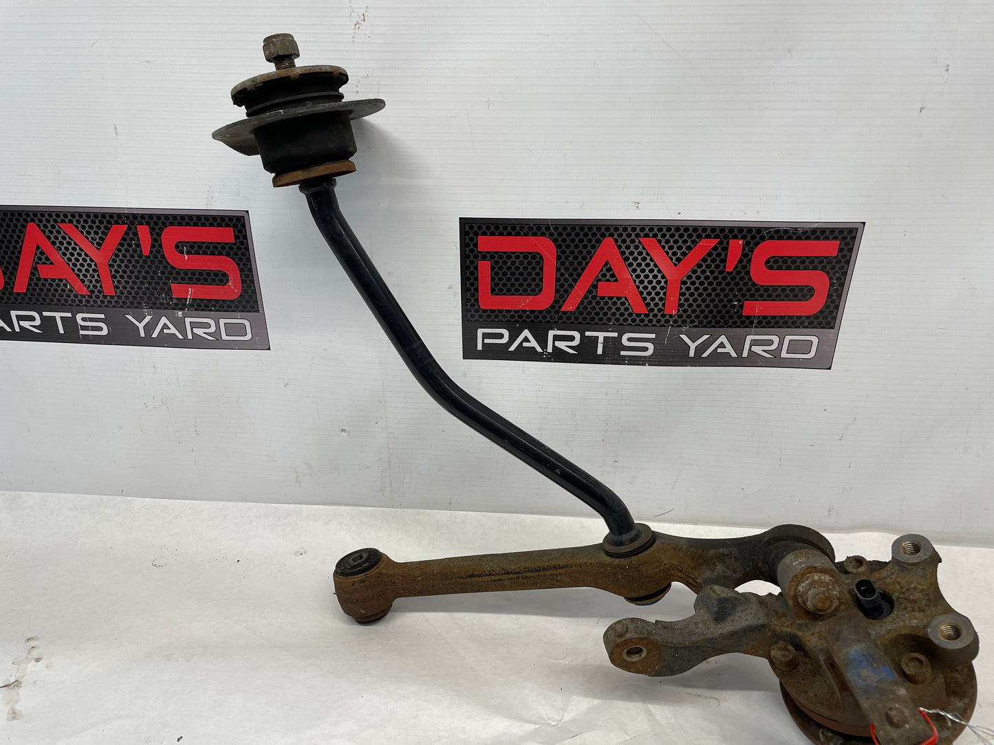 Passenger Front Spindle Knuckle Hub Control Arm Radius Rod OEM2005 Pontiac GTO