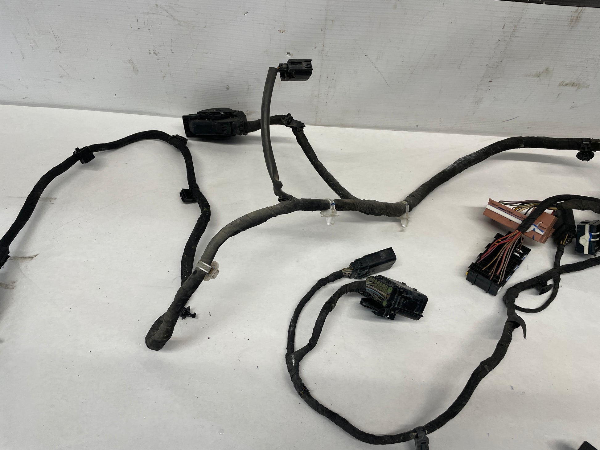 2014 Chevy SS Sedan Fire Wall Engine Bay Front Chassis Wire Wiring Harness OEM - Day's Parts Yard