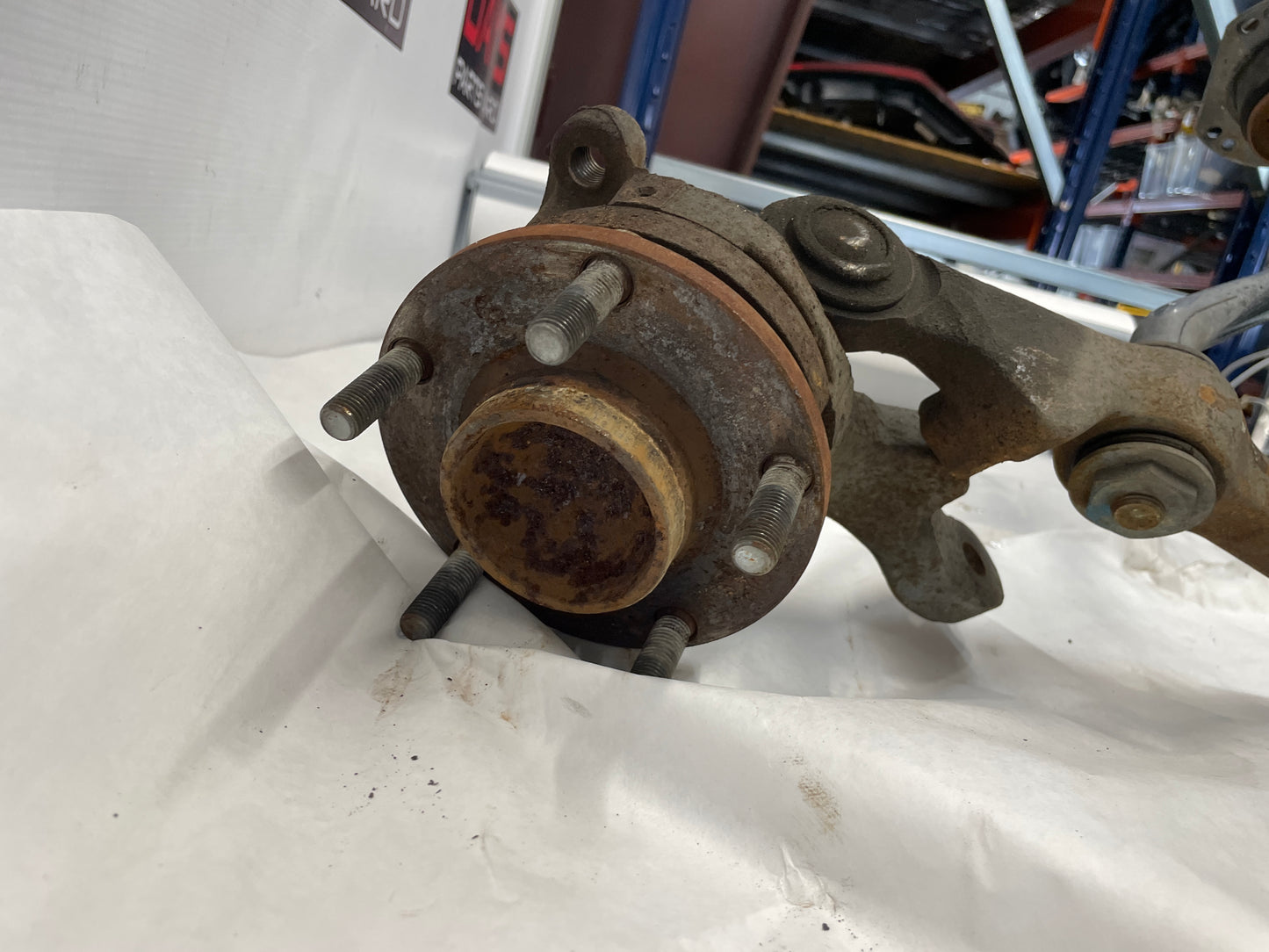 Passenger Front Spindle Knuckle Hub Control Arm Radius Rod OEM2005 Pontiac GTO