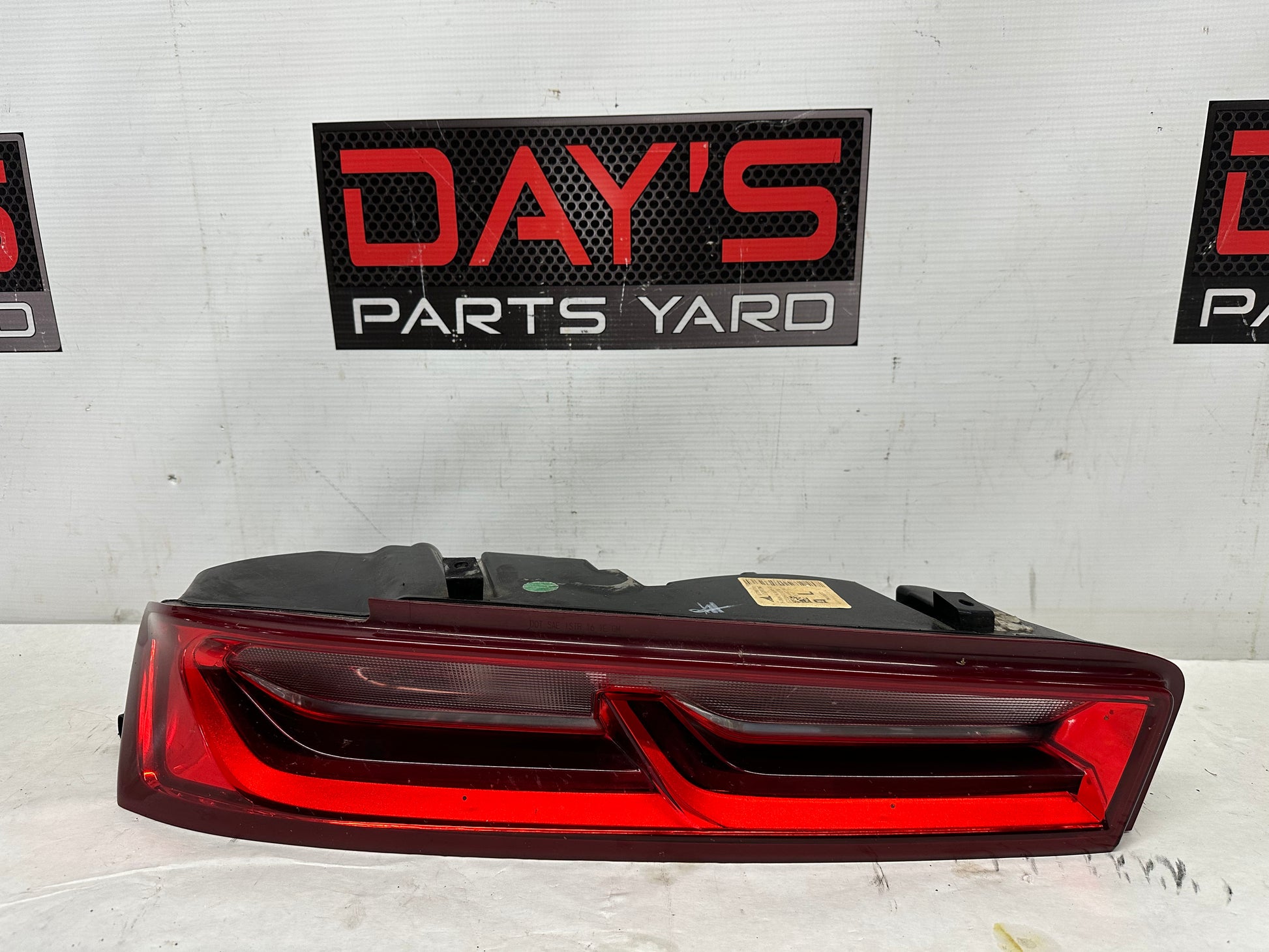 2017 Chevy Camaro SS LH Driver Tail Light Taillight Lamp OEM - Day's Parts Yard