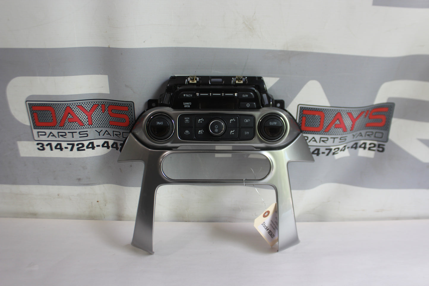 2019 Chevy Tahoe K1500 Premier HVAC Temperature Control Dash Mounted OEM