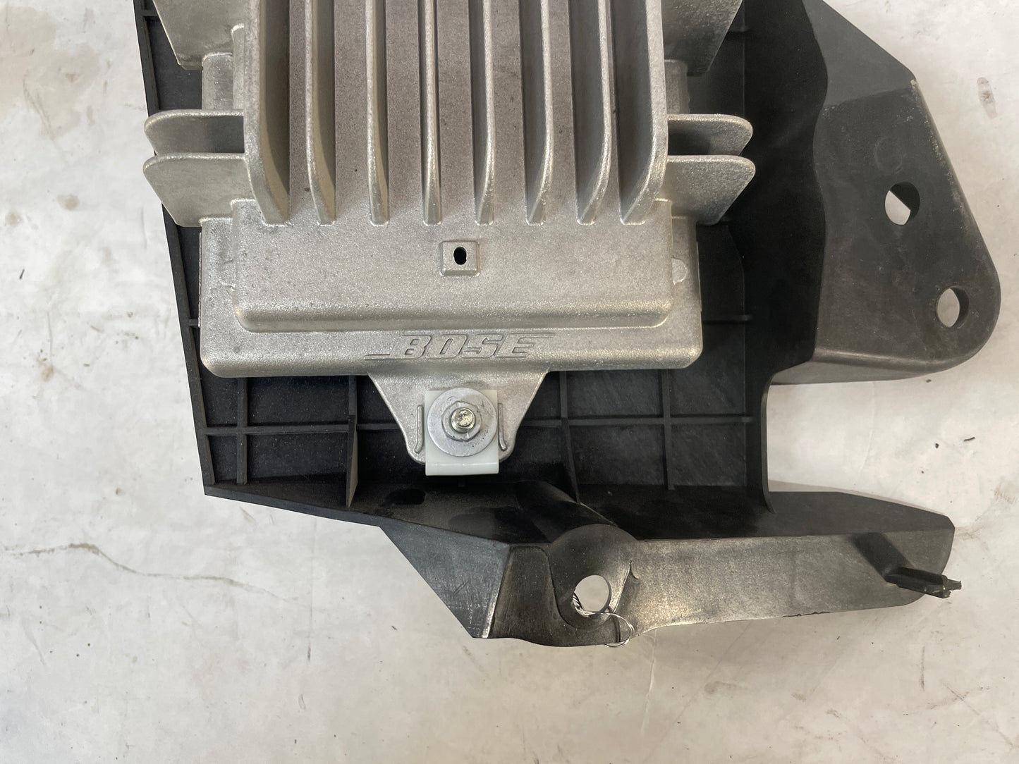 2015 Chevrolet SS Sedan Bose Speaker Amplifier OEM