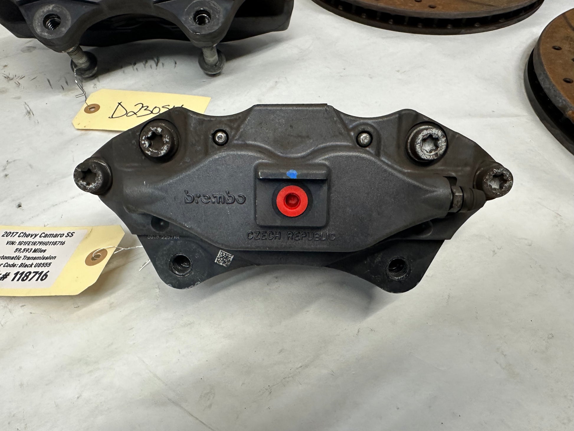 2017 Chevy Camaro SS Brembo Brake Calipers and Rotors OEM - Day's Parts Yard