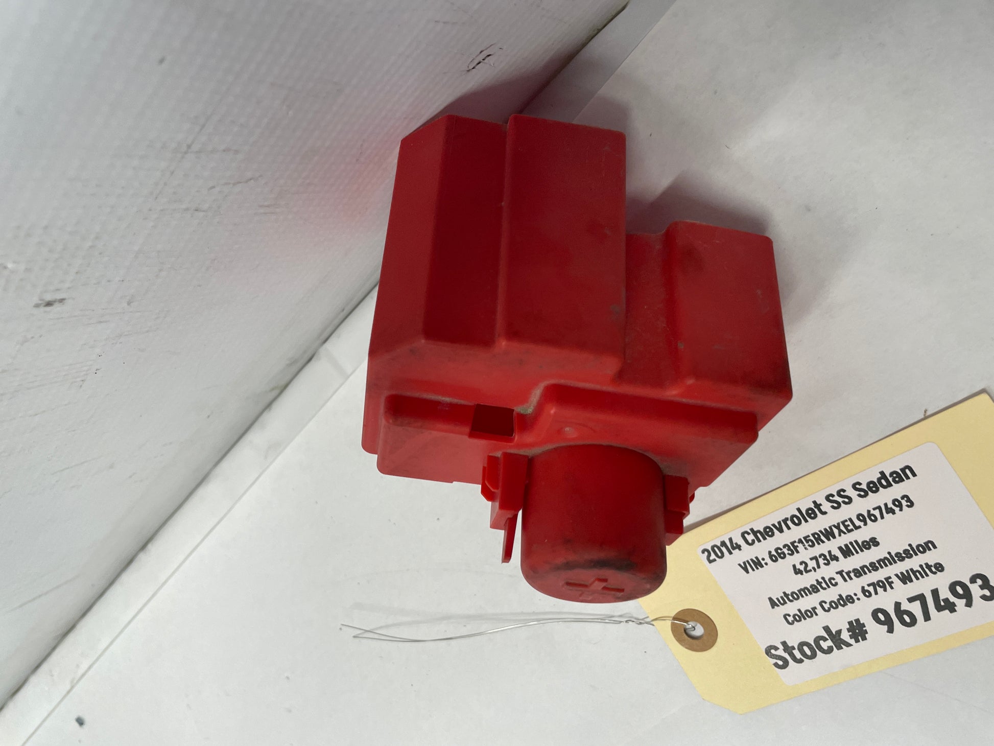 2014 Chevy SS Sedan Positive Battery Cable Fuse Jump Start Post Cover OEM - Day's Parts Yard
