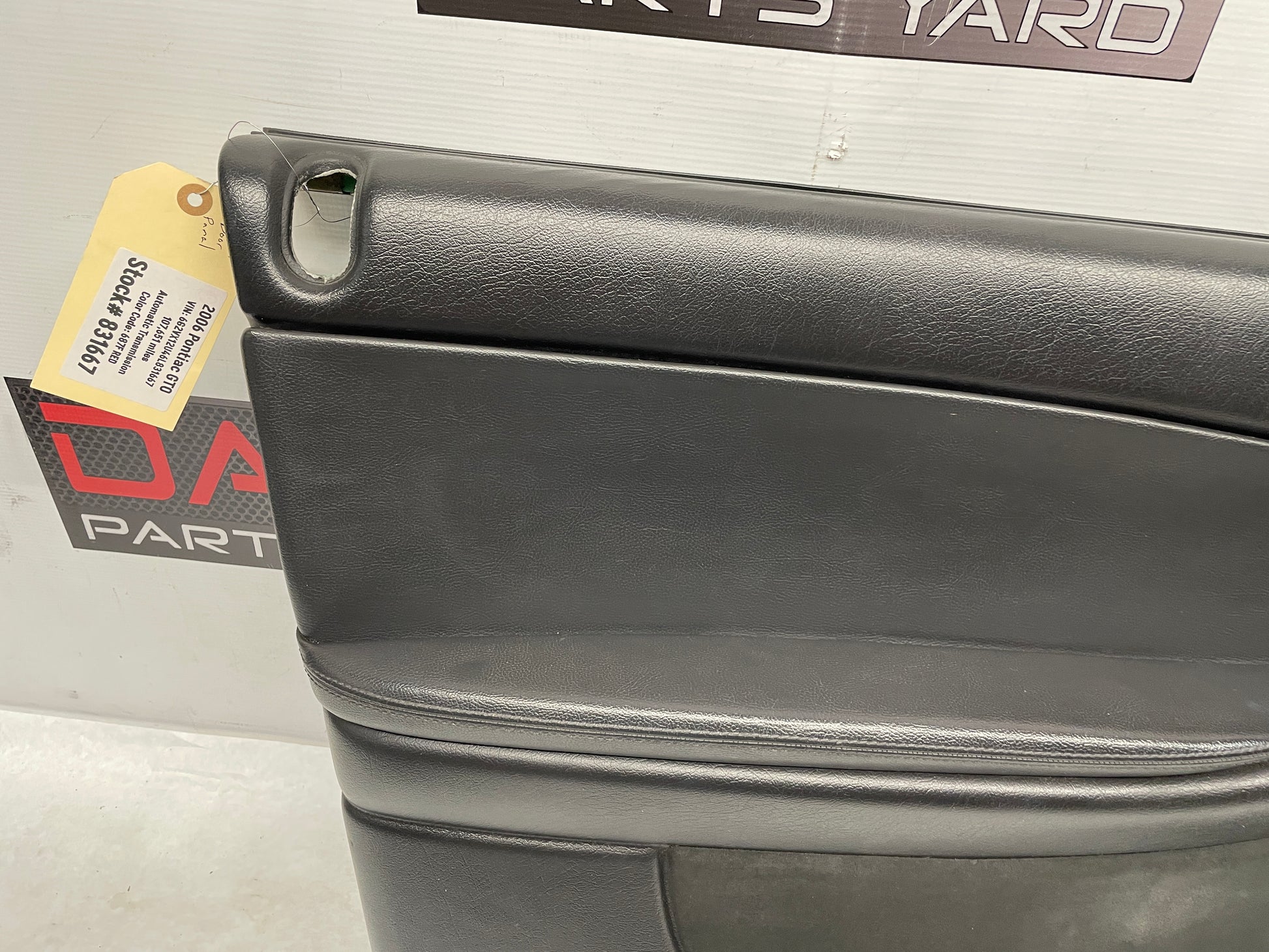 2006 Pontiac GTO LH Driver Front Interior Door Panel Trim OEM - Day's Parts Yard