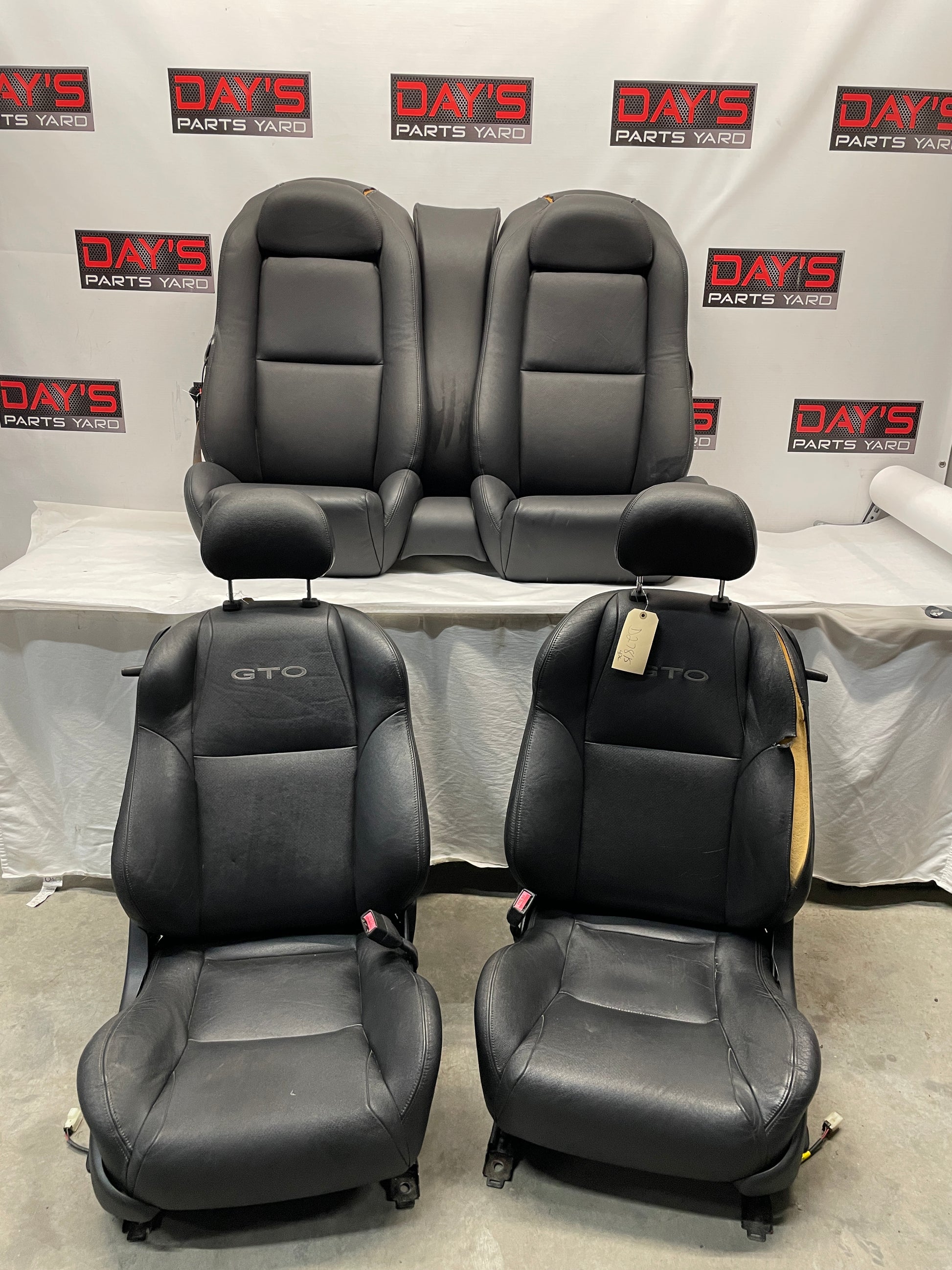 2006 Pontiac GTO Seats Front and Rear Black Leather OEM - Day's Parts Yard