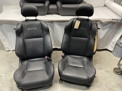 2006 Pontiac GTO Seats Front and Rear Black Leather OEM - Day's Parts Yard