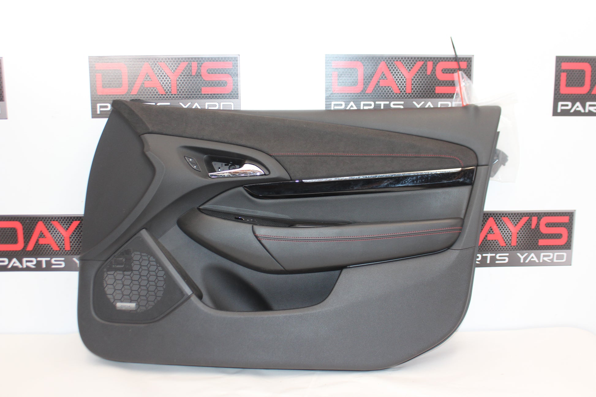 2014 Chevy SS Sedan Front RH Passenger Door PaneOEM - Day's Parts Yard