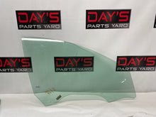 2013 Chevy Caprice PPV RH Passenger Front Door Window Glass OEM