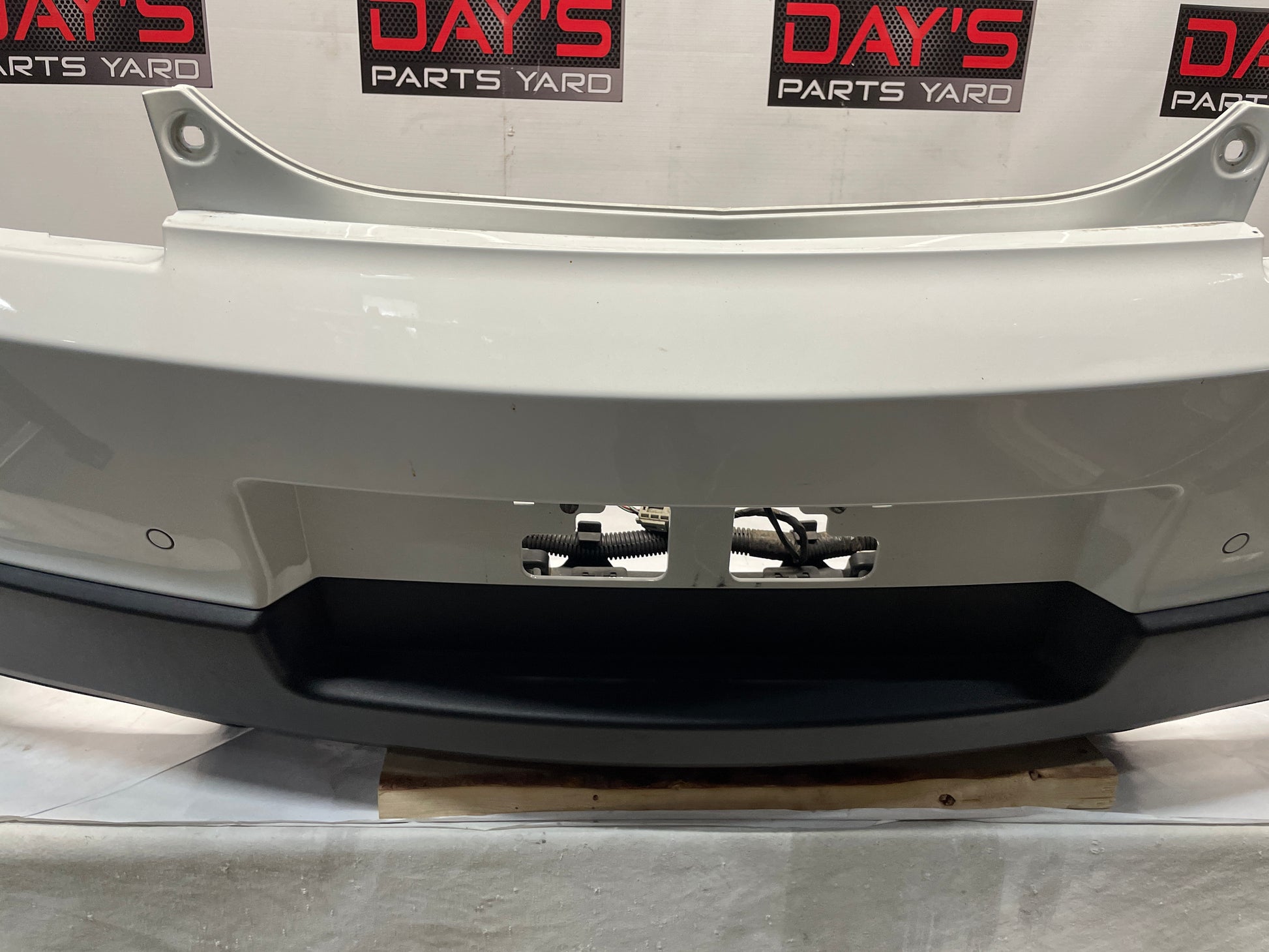 2014 Chevy Camaro ZL1 Complete Rear Bumper Cover White OEM - Day's Parts Yard