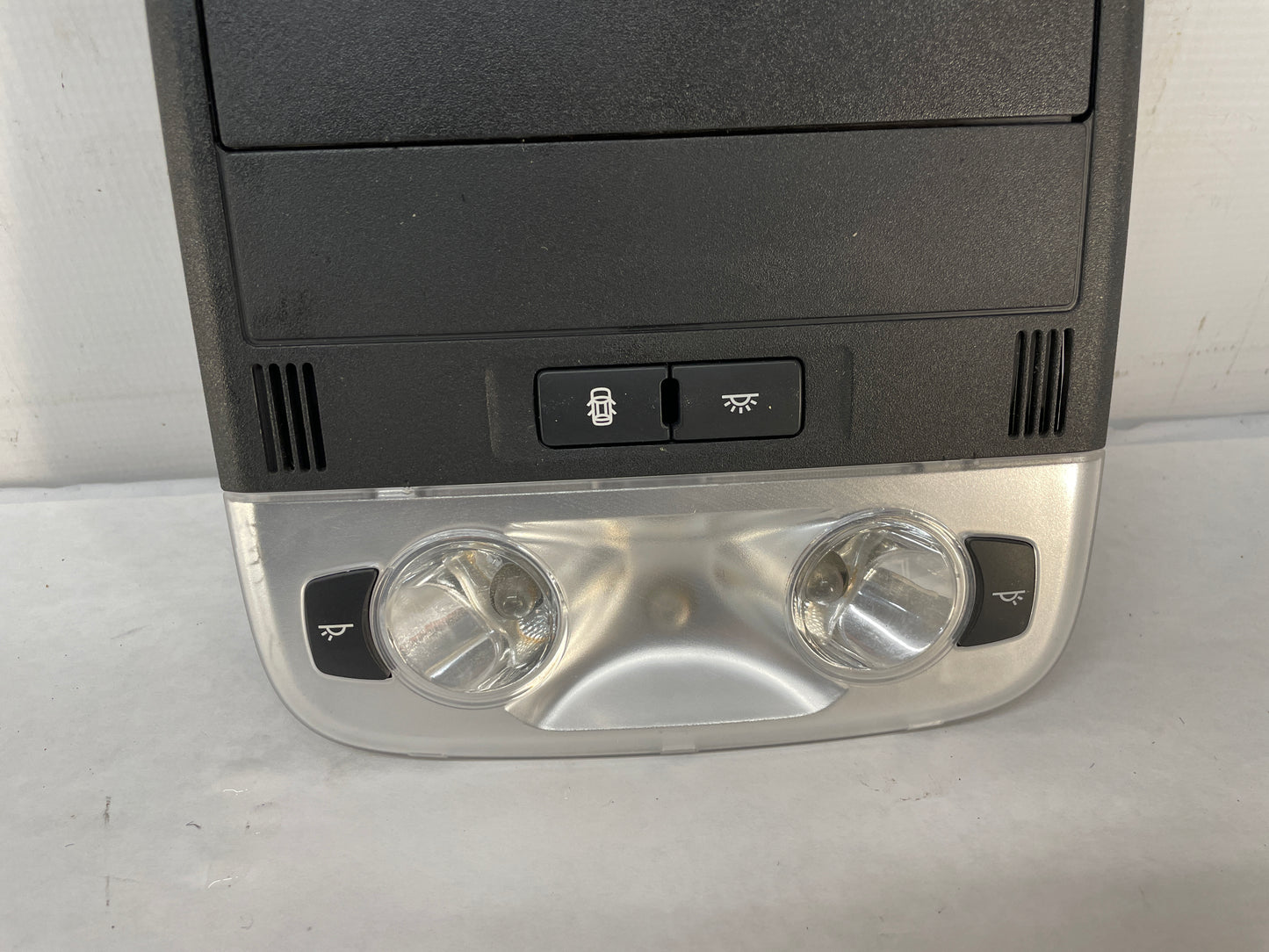 2009 Pontiac G8 GT Head Overhead Console Roof Dome Light Sunroof Switch OEM