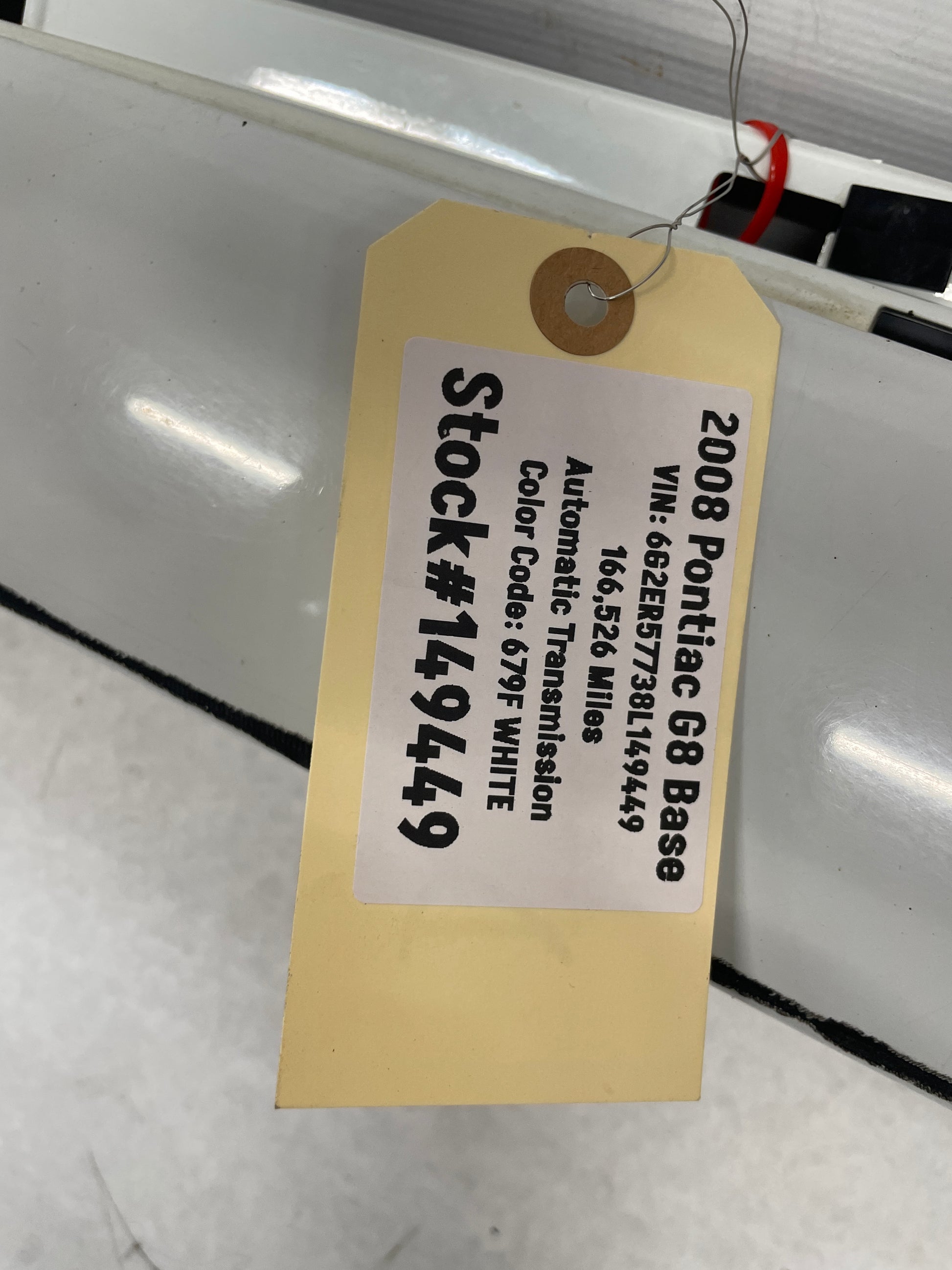 2008 Pontiac G8 Base RH Passenger Rocker Molding Side Skirt Panel White OEM - Day's Parts Yard