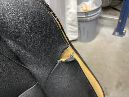 2006 Pontiac GTO Seats Front and Rear Black Leather OEM - Day's Parts Yard