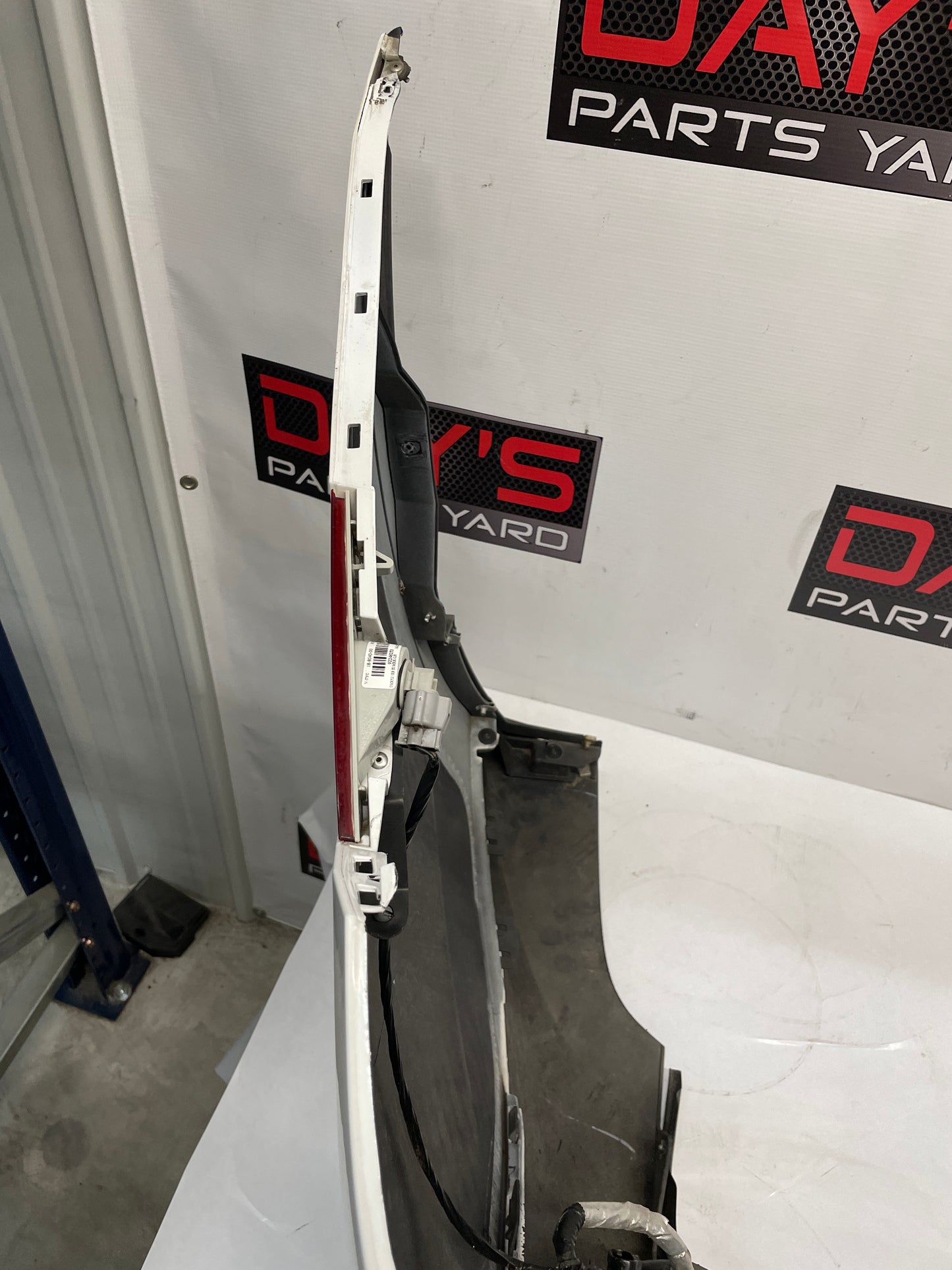 2014 Chevy Camaro ZL1 Complete Rear Bumper Cover White OEM - Day's Parts Yard