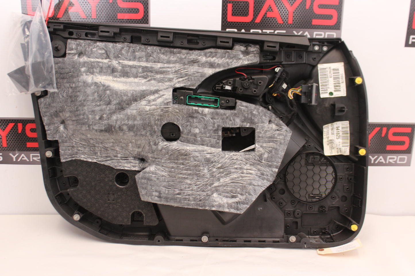 2014 Chevy SS Sedan Front RH Passenger Door PaneOEM - Day's Parts Yard
