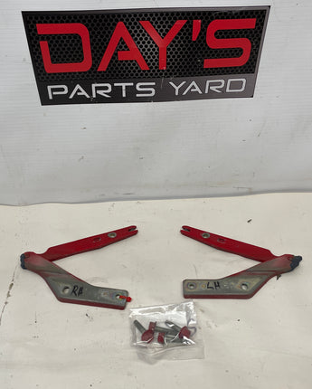 2004 Pontiac GTO RH & LH Hood Hinges OEM