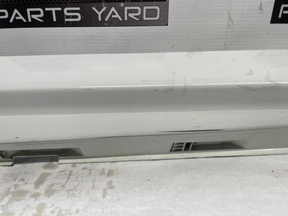 2008 Pontiac G8 Base RH Passenger Rocker Molding Side Skirt Panel White OEM - Day's Parts Yard