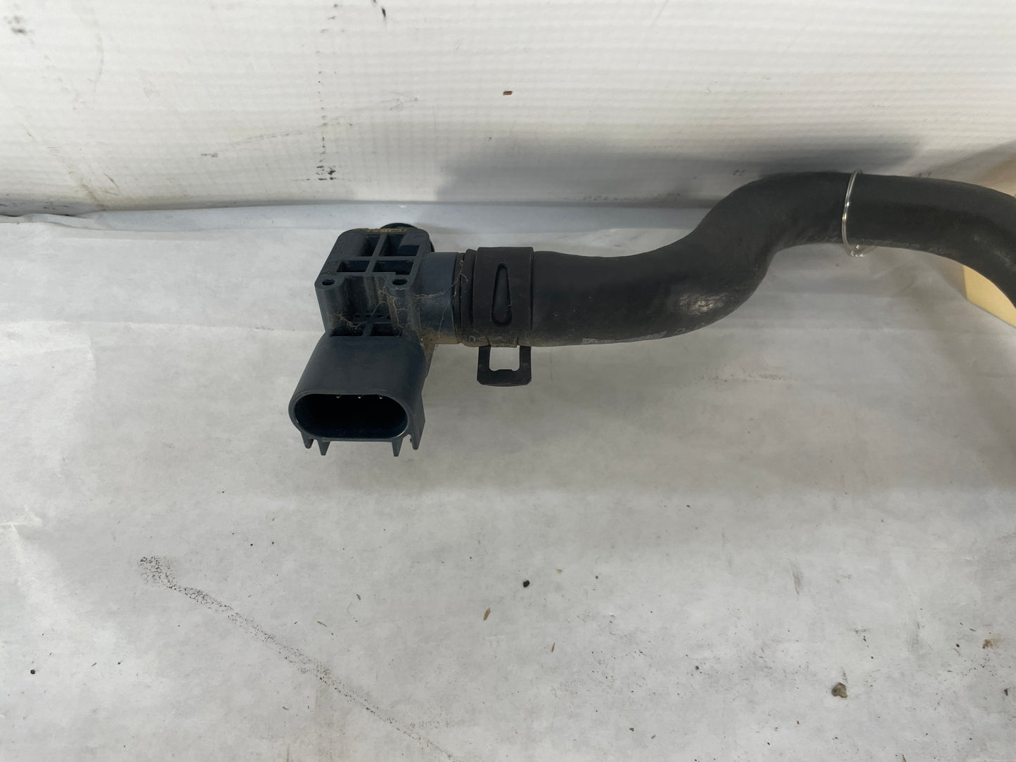 2015 Chevy SS Sedan Brake Booster Vacuum Hose Line Tube OEM