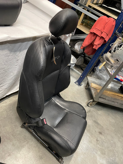 2006 Pontiac GTO Seats Front and Rear Black Leather OEM - Day's Parts Yard