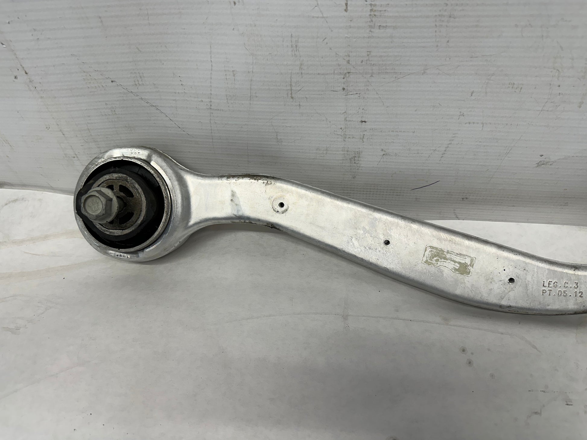 2017 Chevy Camaro SS Front RH Passenger Lower Control Arm OEM - Day's Parts Yard