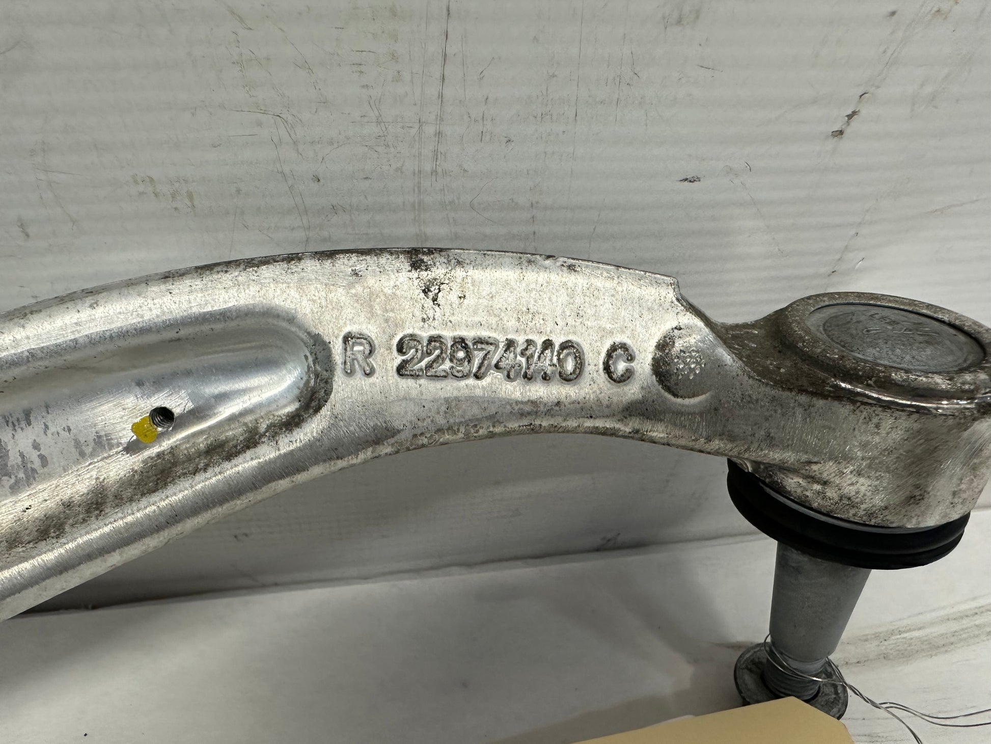 2017 Chevy Camaro SS Front RH Passenger Lower Control Arm OEM - Day's Parts Yard