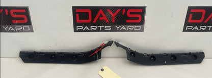 2020 Chevy Camaro SS  RH & LH Rear Bumper Retainer Brackets OEM