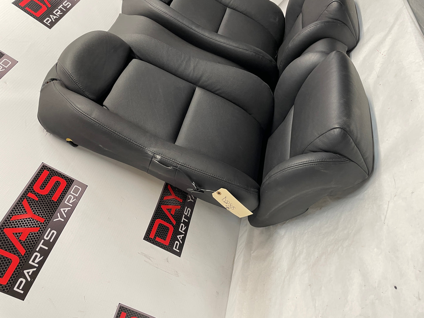 2006 Pontiac GTO Seats Front and Rear Black Leather OEM - Day's Parts Yard