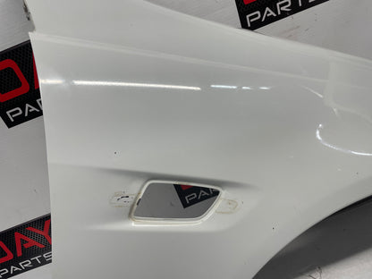 2008 Pontiac G8 Base RH Passenger Fender White OEM - Day's Parts Yard